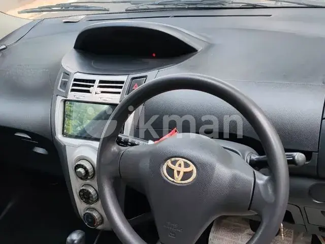 Toyota Vitz 2007 photo 3