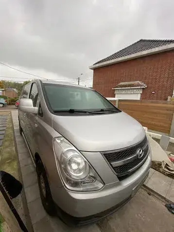 Hyundai H1