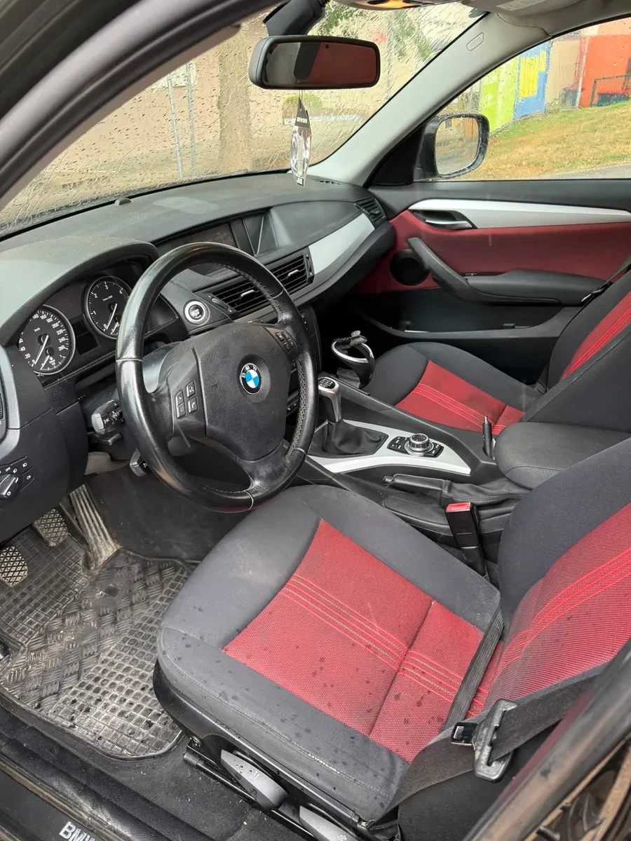 BMW X1 2010 photo 2