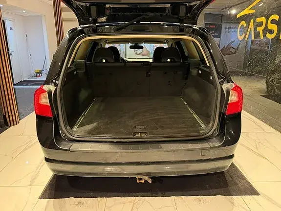 Volvo V70 2009 photo 5