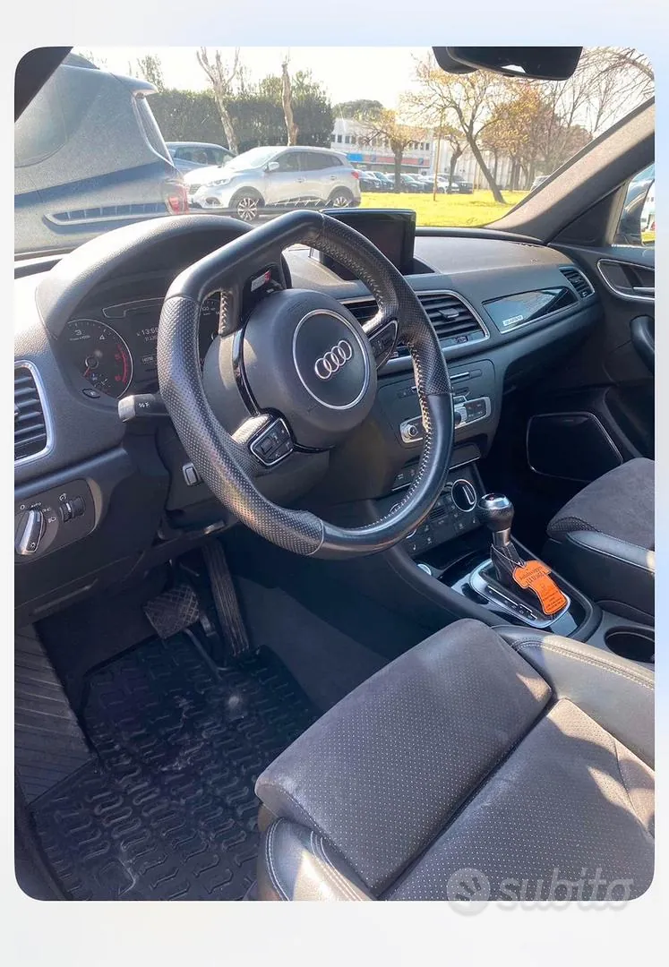Audi Q3 2016 photo 2