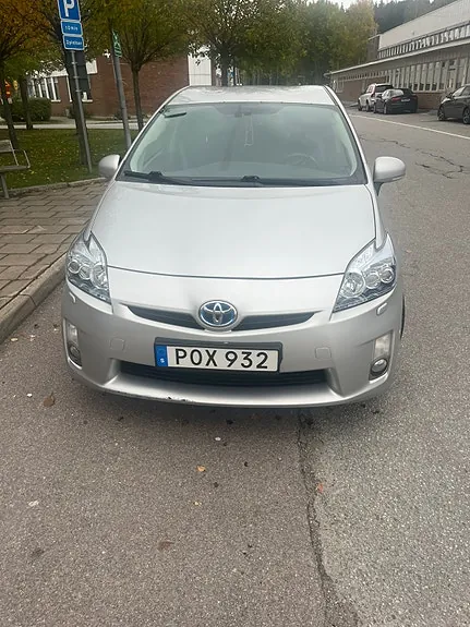 Toyota Prius 2010 photo 2