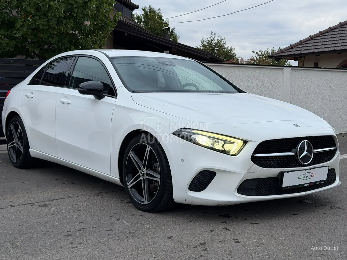 Mercedes-Benz A180 2022 photo 3