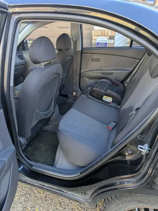 Kia Rio 2009 photo 5