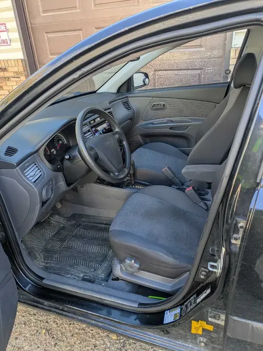 Kia Rio 2009 photo 4