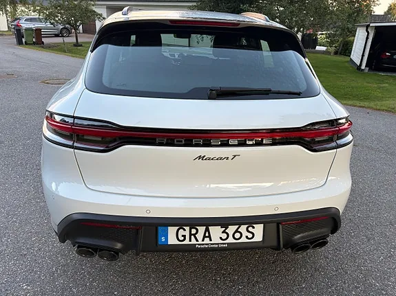Porsche Macan T 2024 photo 3
