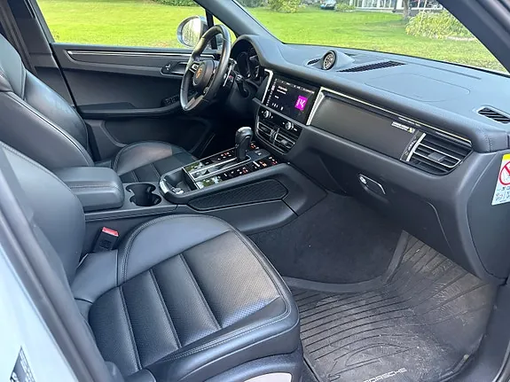 Porsche Macan T 2024 photo 5