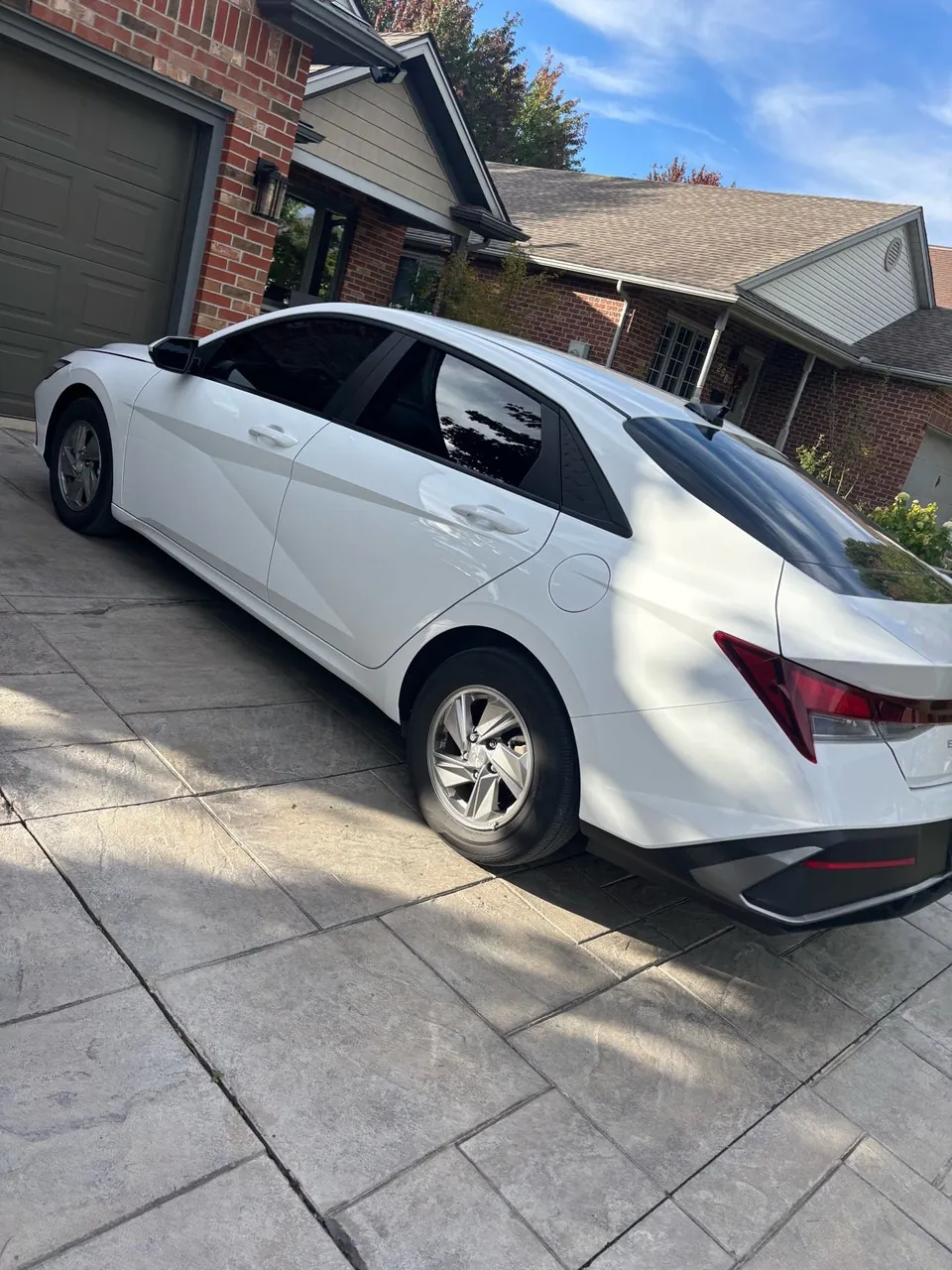 Hyundai Elantra 2025 photo 3