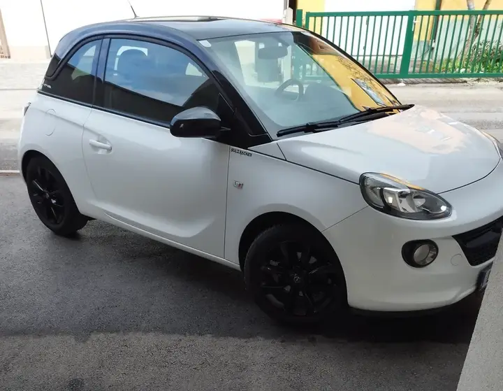 Opel Adam