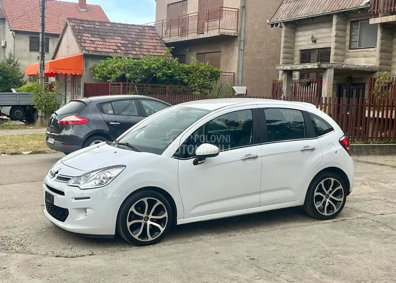 Citroen C3 2015 photo 2
