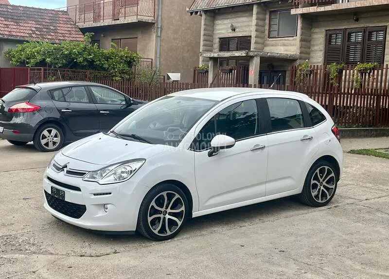Citroen C3 2015 photo 3