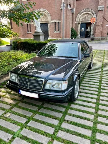 Mercedes-Benz E220 Cabrio