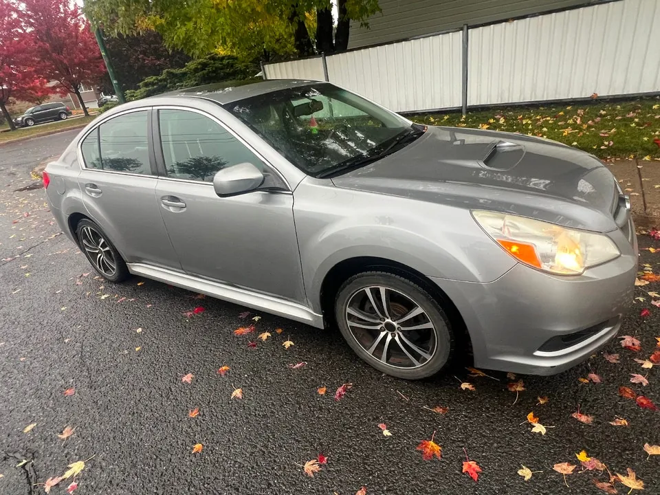 Subaru Legacy 2010 photo 4
