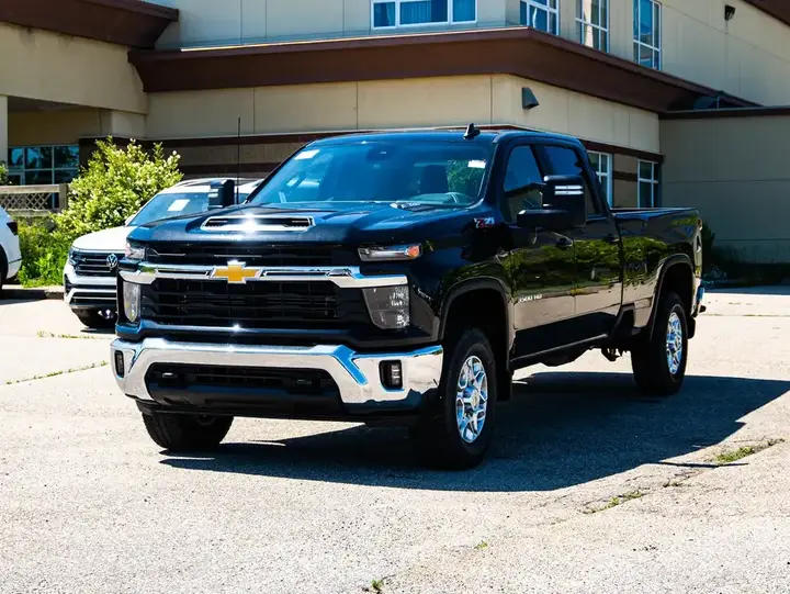 Chevrolet Silverado 3500 2026 photo 4