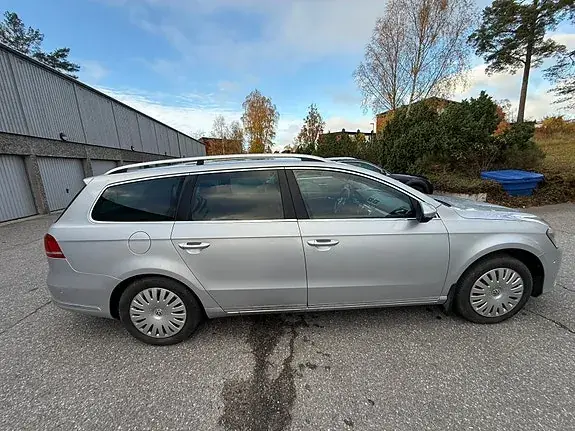 Volkswagen Passat 2012 photo 5