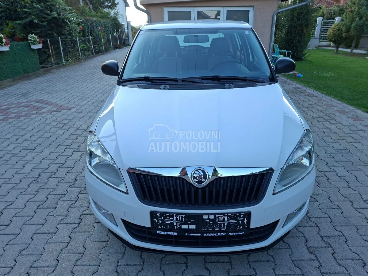 Skoda Fabia 2014 photo 4