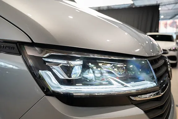 Volkswagen Transporter 2023 photo 5