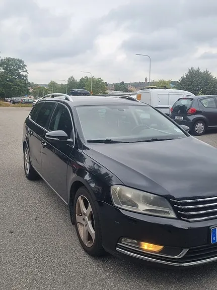 Volkswagen Passat 2012 photo 5