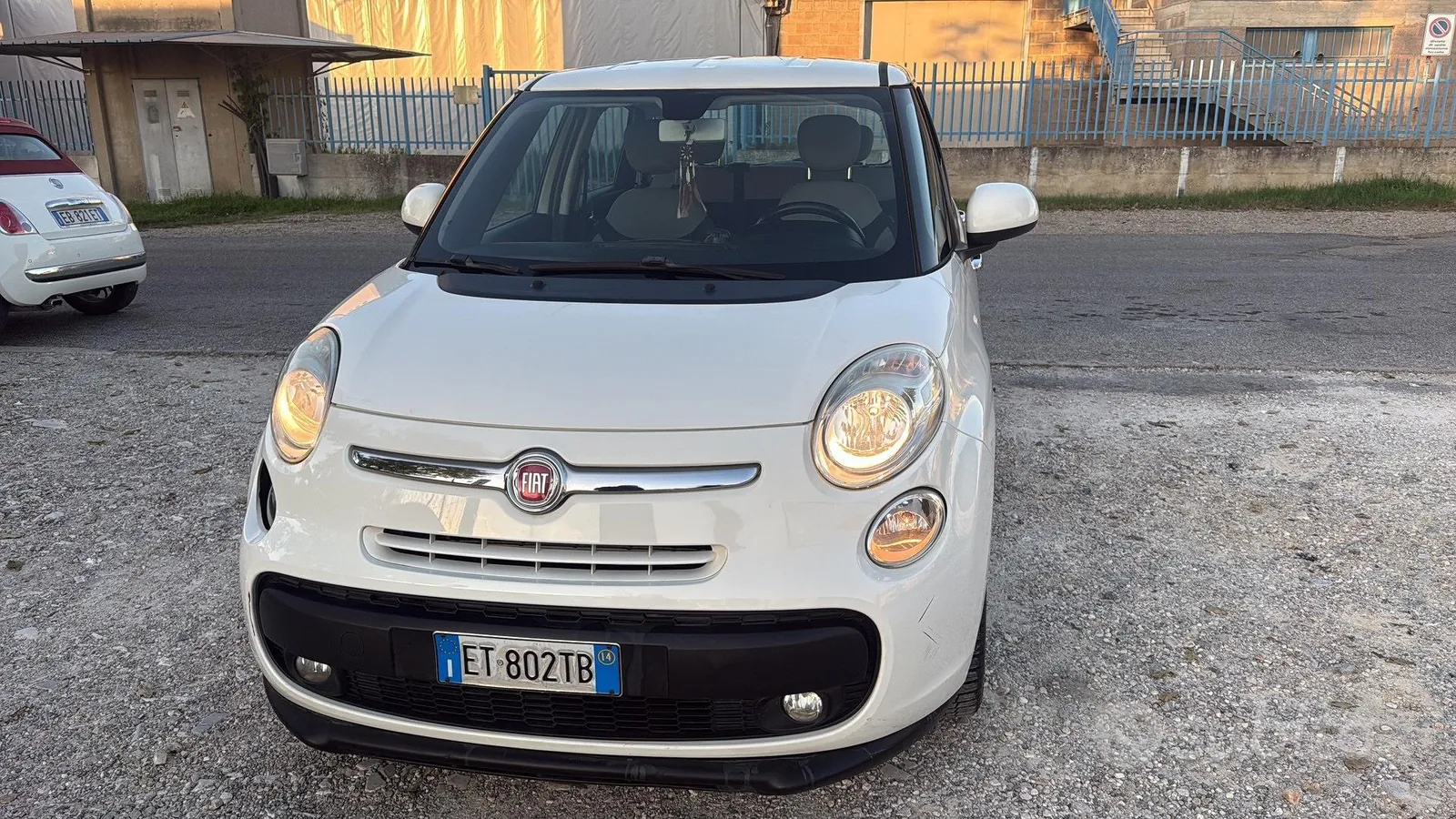 Fiat 500L 2014 photo 4