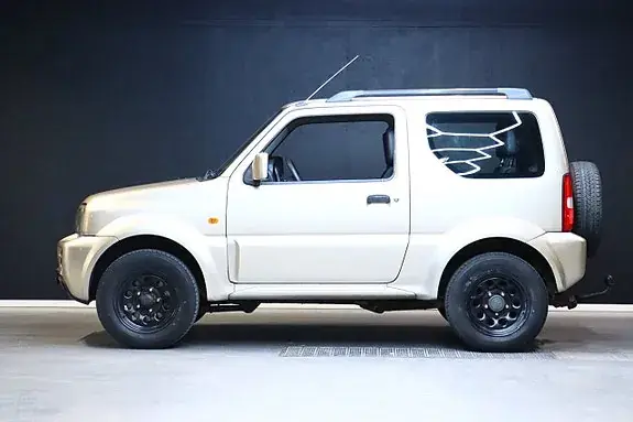Suzuki Jimny 2007 photo 5
