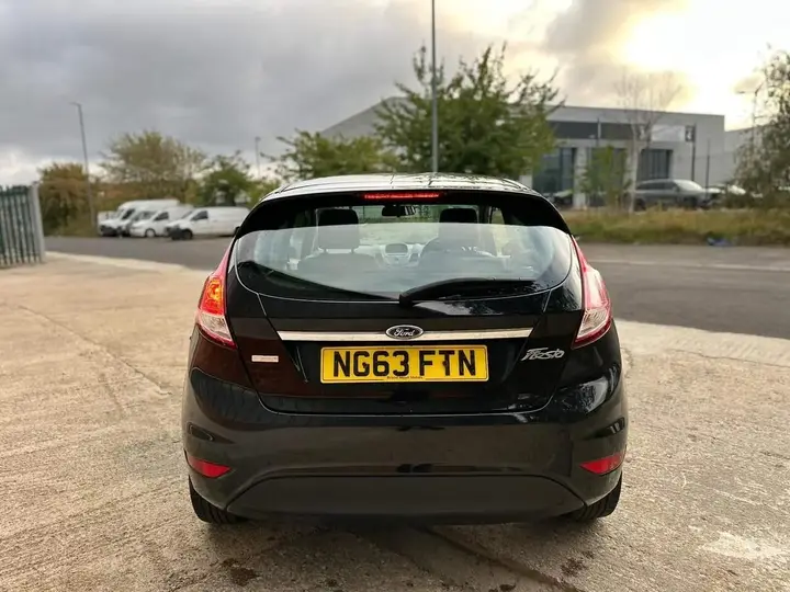 Ford Fiesta 2014 photo 4
