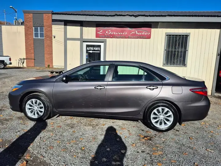 Toyota Camry 2015 photo 3