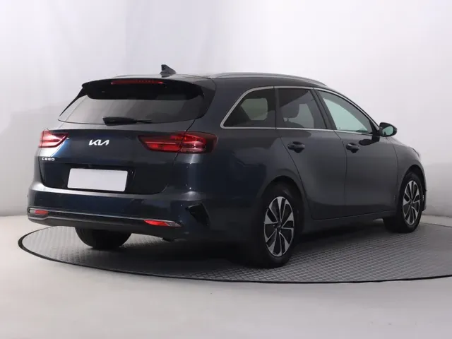 Kia Ceed Sw 2025 photo 4