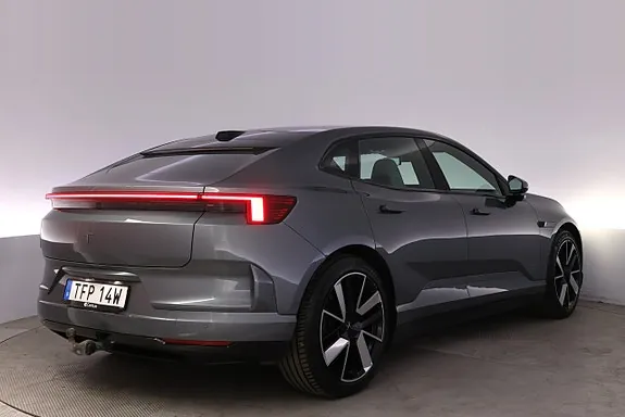 Polestar 4 2025 photo 5