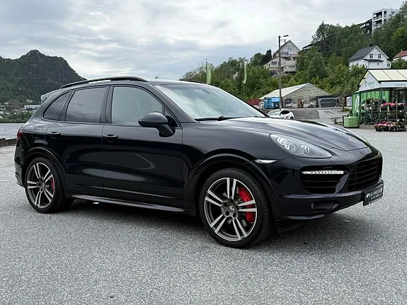 Porsche Cayenne 2013 photo 3