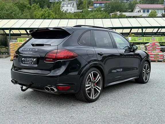 Porsche Cayenne 2013 photo 4