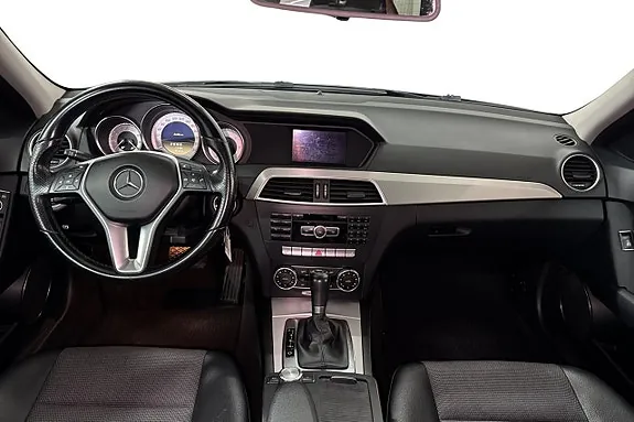 Mercedes-Benz C220 2012 photo 5