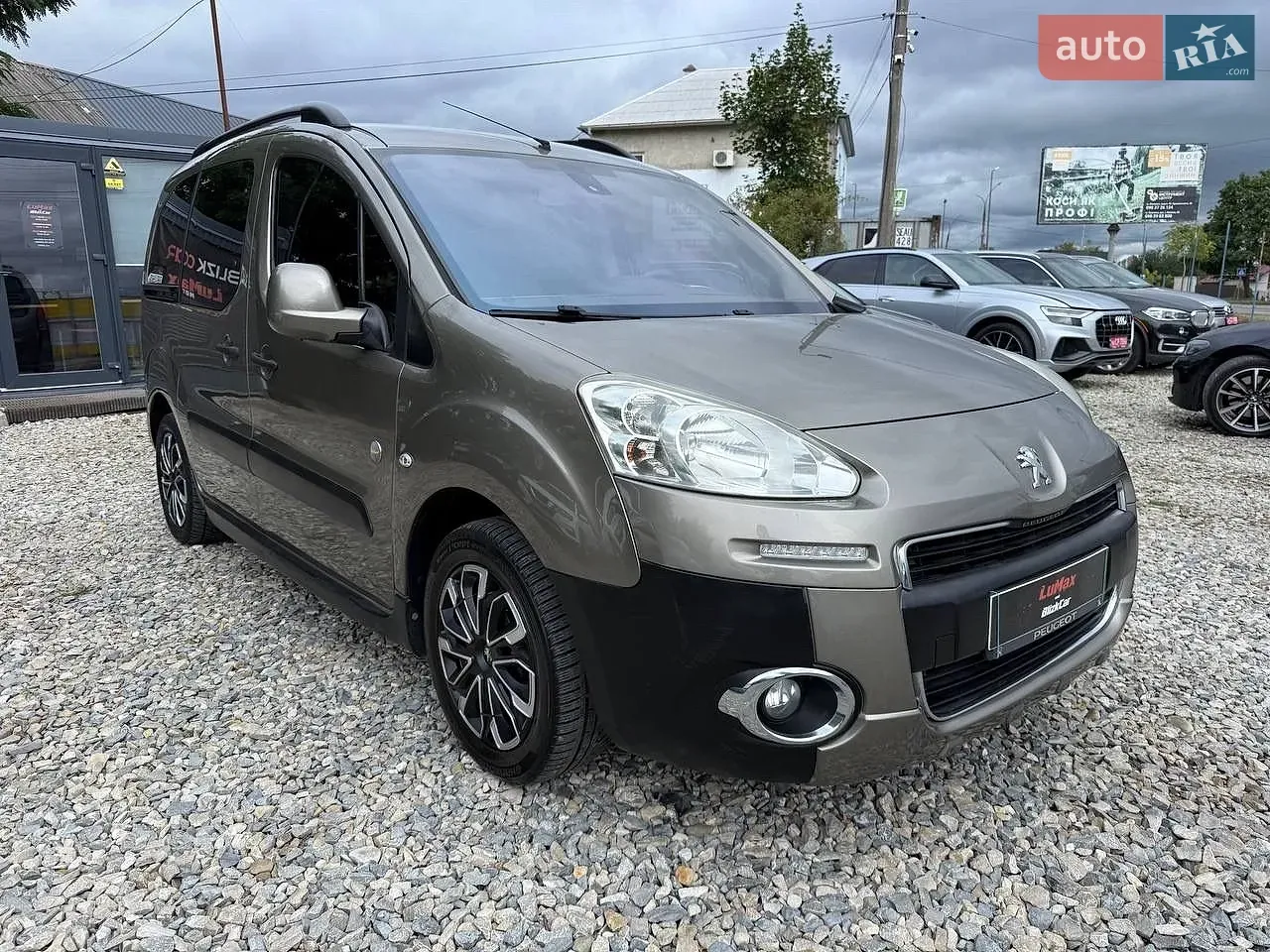Peugeot Partner 2012 photo 2