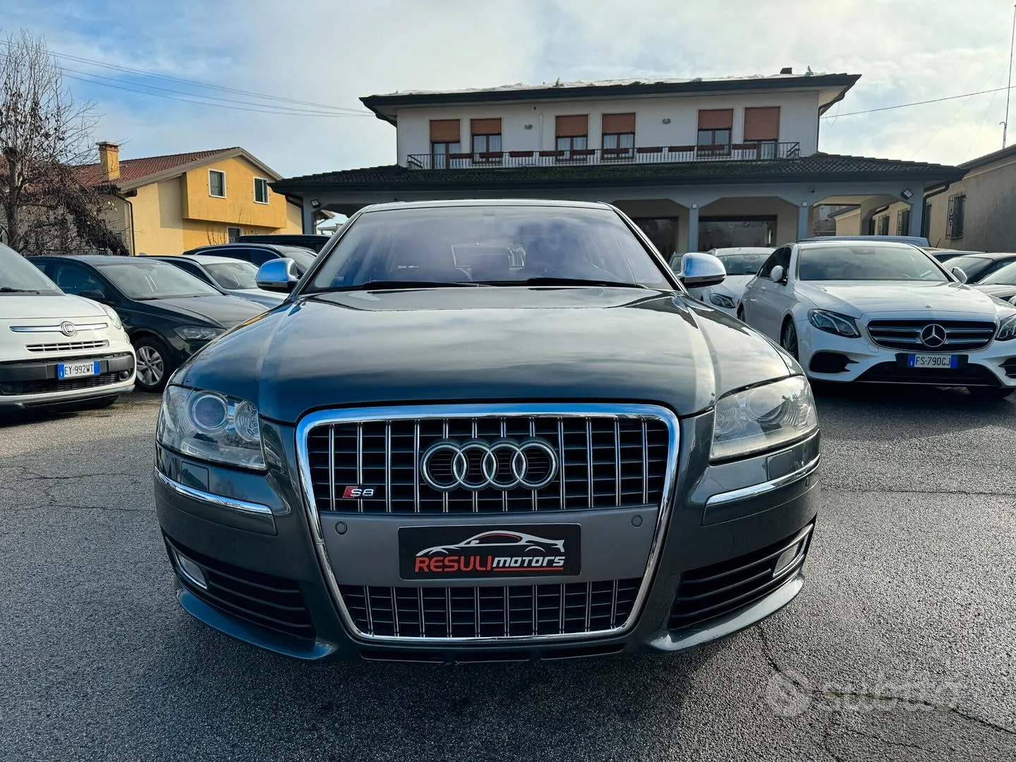 Audi A8 2008 photo 2