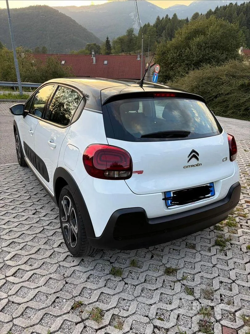 Citroen C3 2018 photo 2