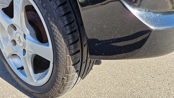 Peugeot 206 2010 photo 5