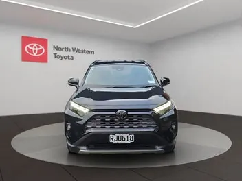 Toyota Rav4 2025 photo 3