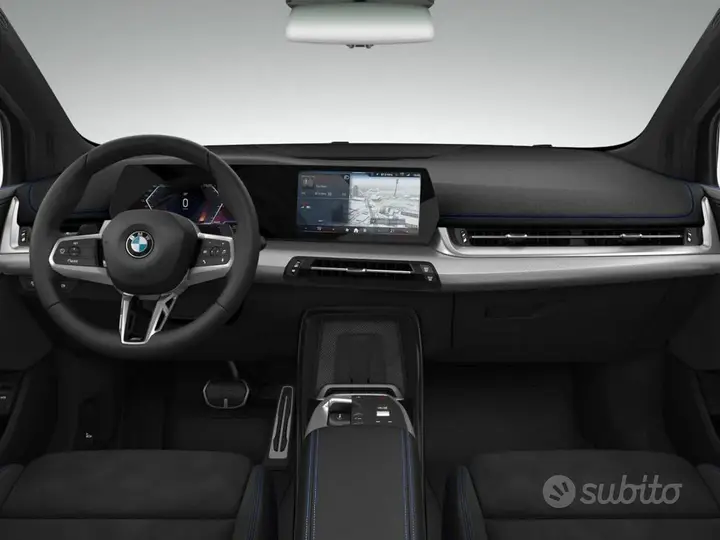 BMW 218I photo 3