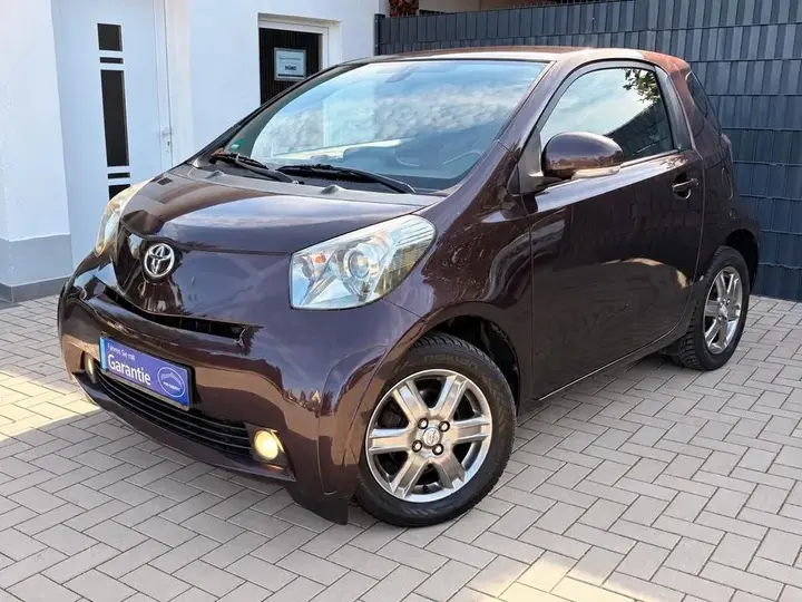Toyota Iq