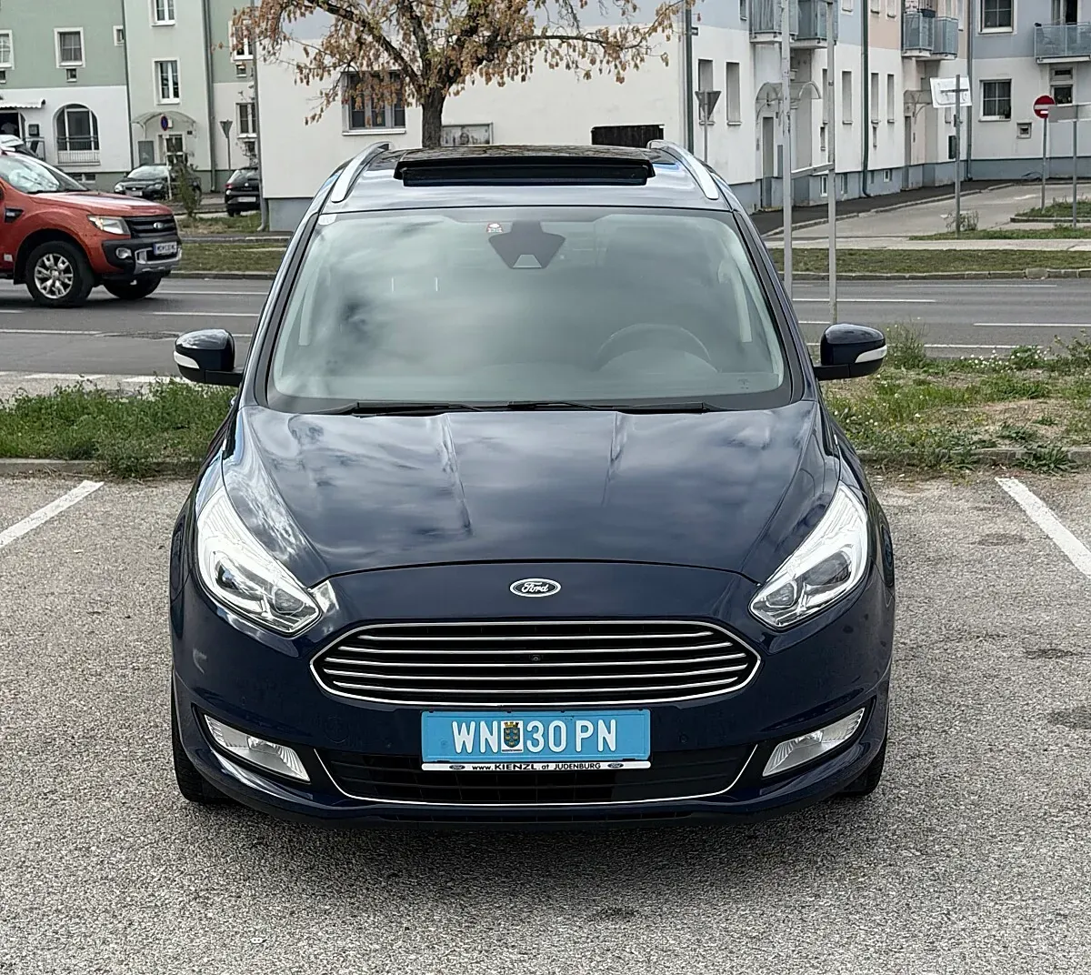 Ford Galaxy 2018 photo 2