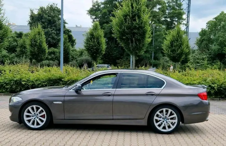 BMW F10