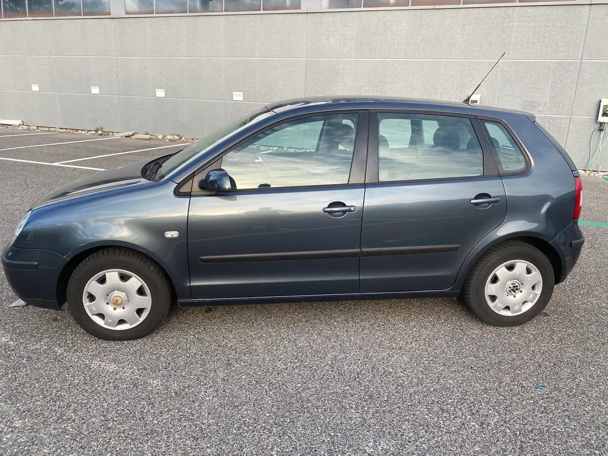 Volkswagen Polo 2004 photo 2