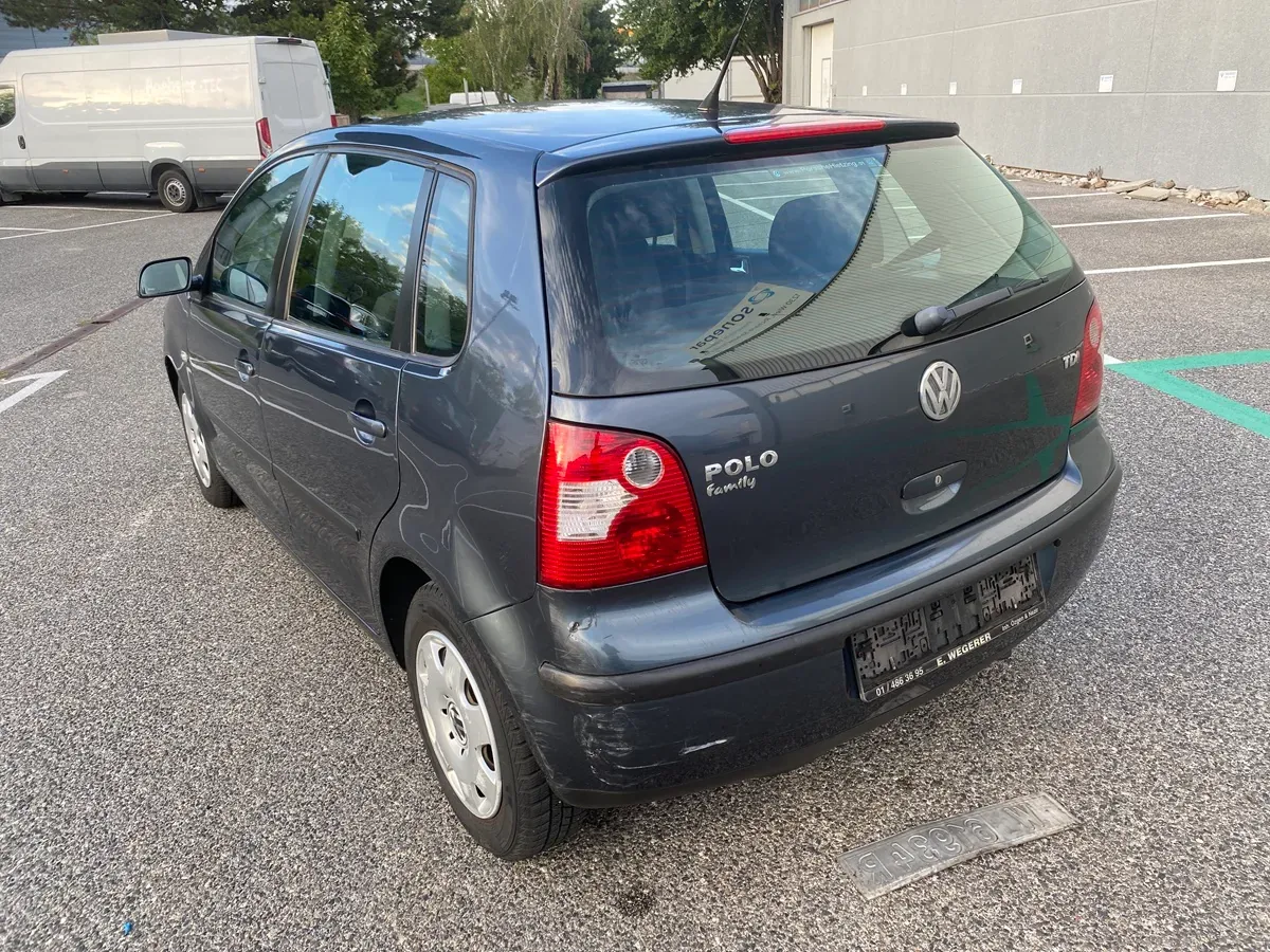 Volkswagen Polo 2004 photo 3