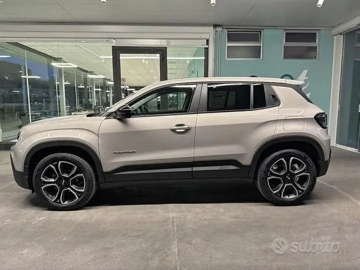 Jeep Avenger 2025 photo 2
