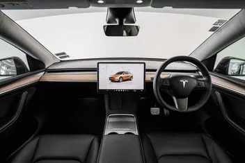 Tesla Model Y 2022 photo 4