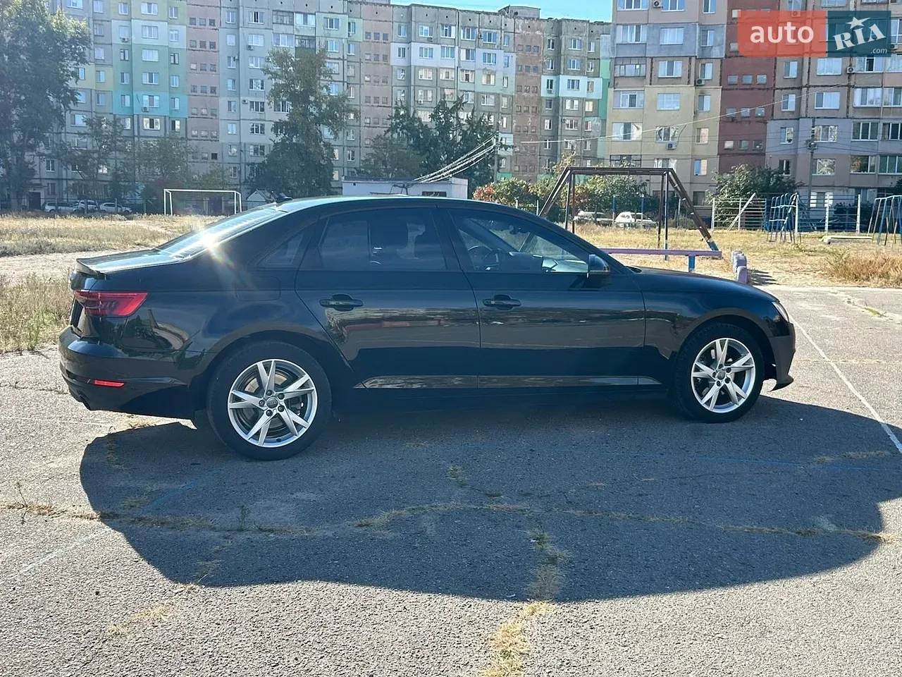Audi A4 2016 photo 5