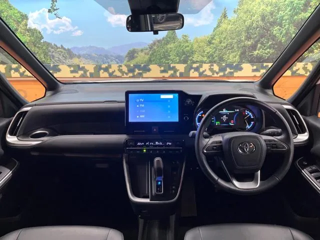 Toyota Corolla Hybrid Sz 2025 photo 2