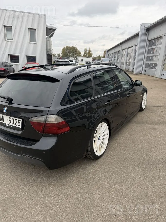 BMW 320 2006 photo 4