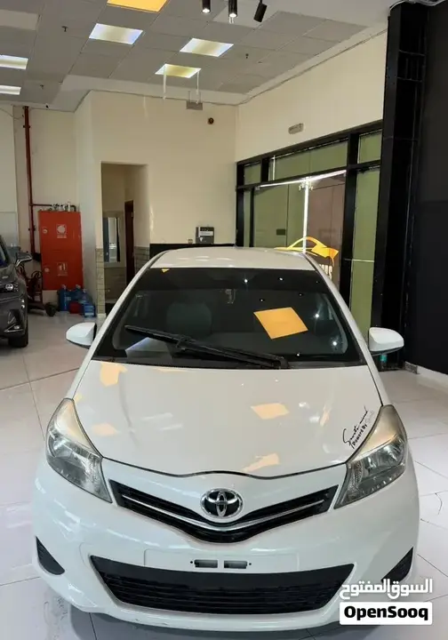 Toyota Yaris 2014 photo 4