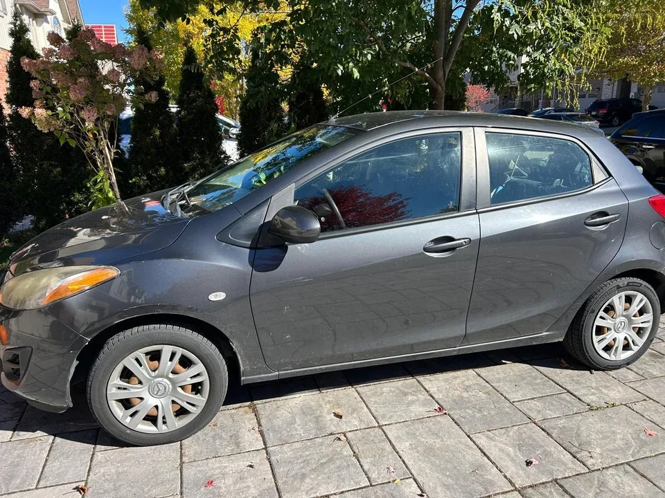Mazda 2