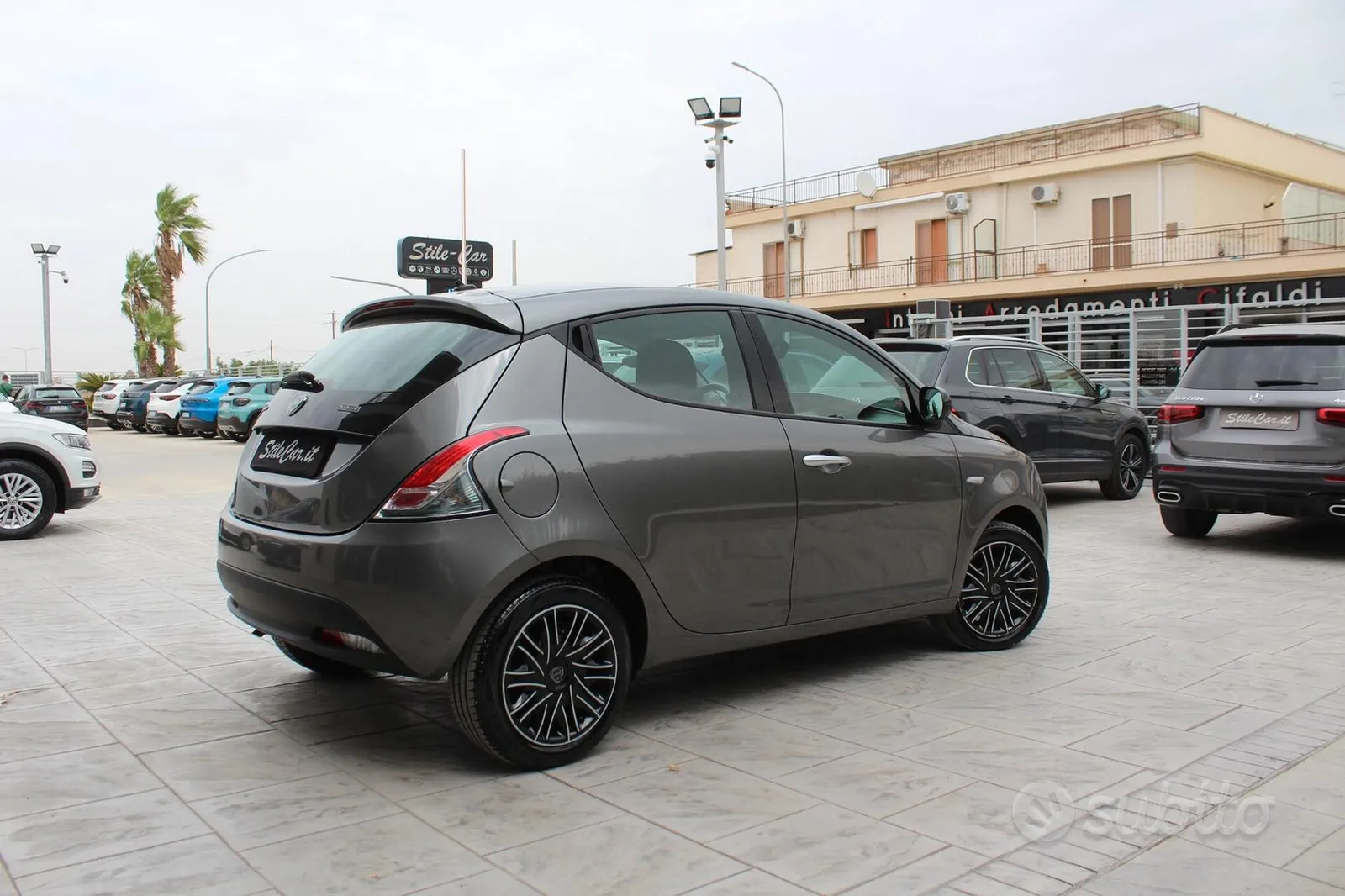 Lancia Ypsilon 2022 photo 2